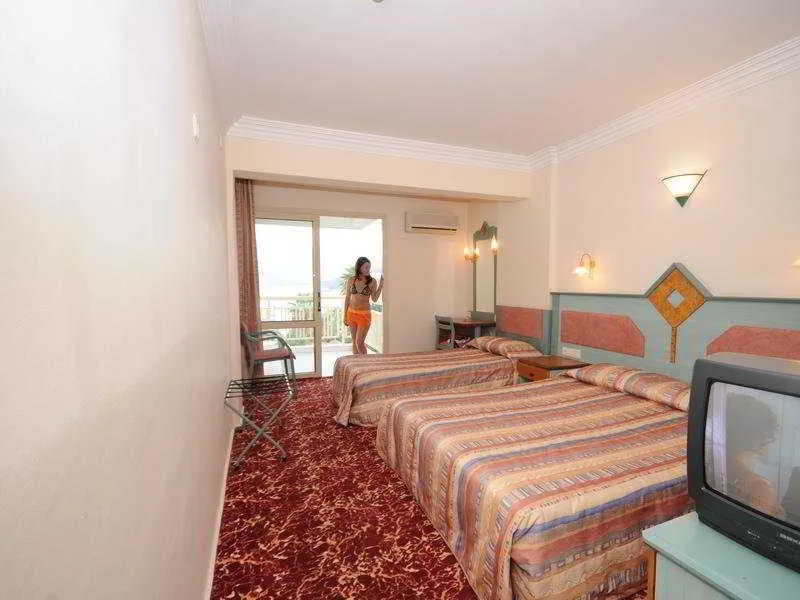 Room, Flamingo, Dalaman