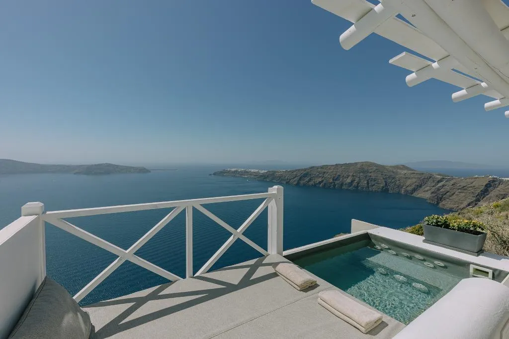 SUITE HONEYMOON Room, Afroessa Hotel, Santorini