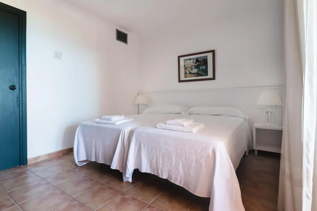 APARTMENT SEA VIEW TWO BEDROOMS Room, Apartaments Golf By La Costa Resort, Costa Brava