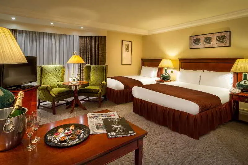 TRIPLE STANDARD Room, Ballsbridge Hotel, Dublin