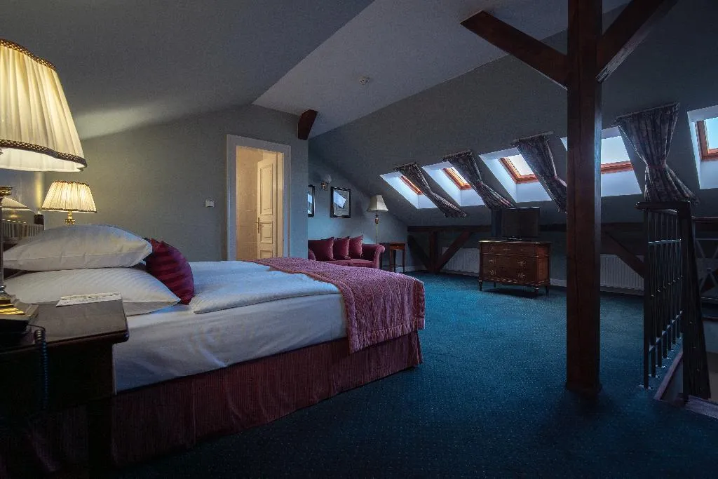 DOUBLE EXECUTIVE Room, Liberty, Prague