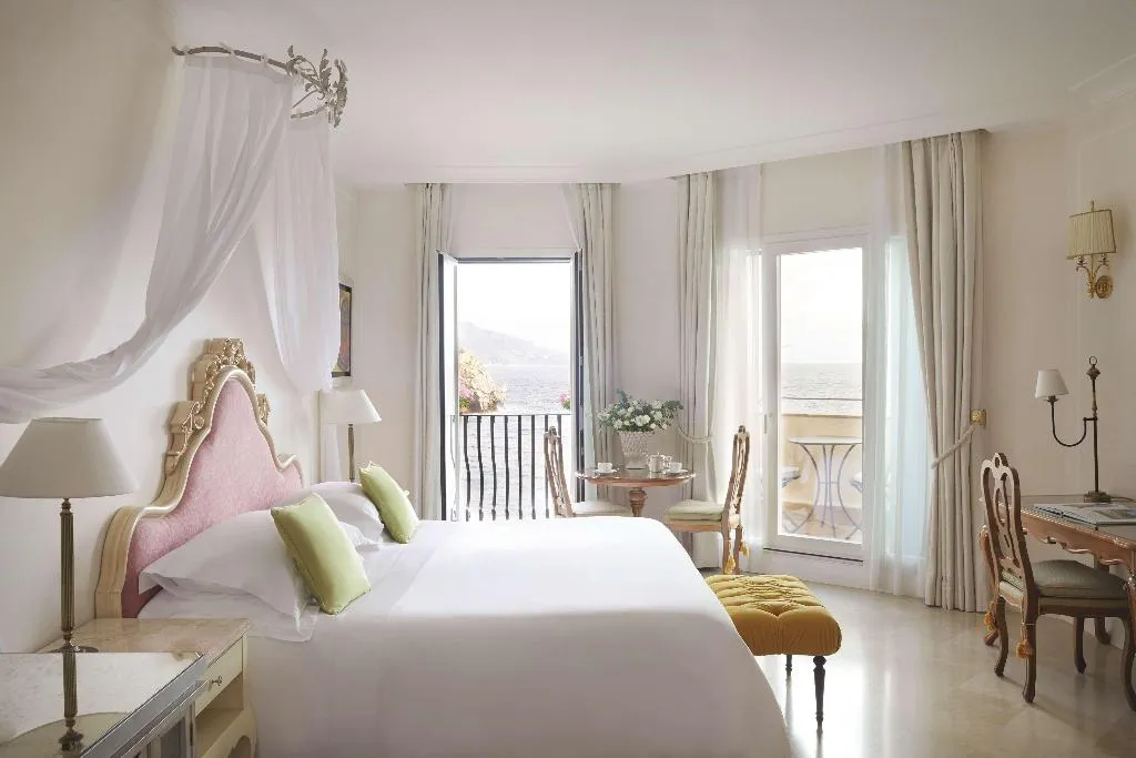 Room, Villa Sant'Andrea, A Belmond Hotel, Taormina Mare, Catania