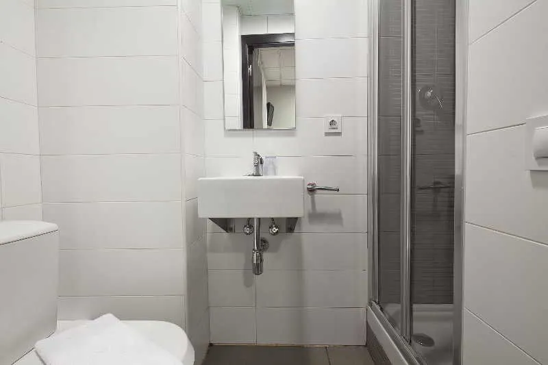 Room, Putxet by Gaiarooms, Barcelona