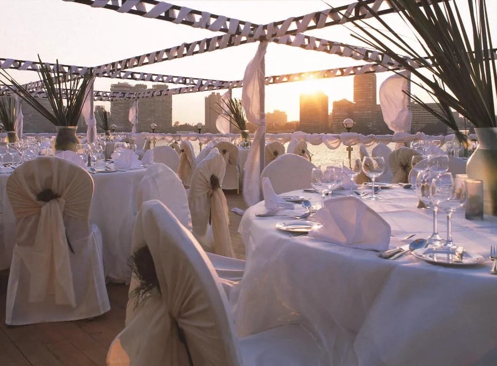 Restaurant, Hilton Cairo Grand Nile, Cairo