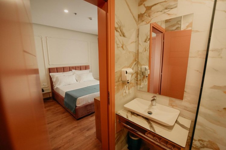 Martiness Hotel, Durres