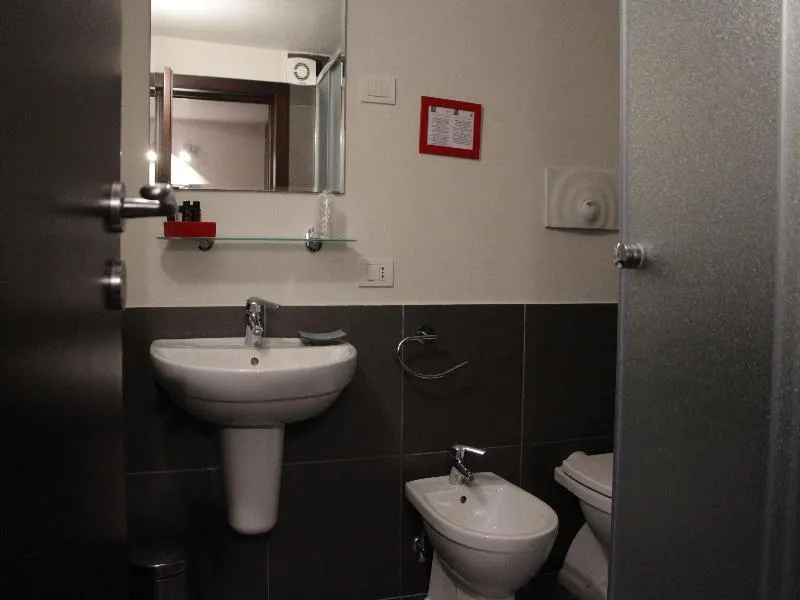 TRIPLE STANDARD Room, Guest House Civico 16, Naples
