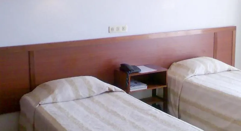 Double or Twin STANDARD Room, Residencial Greco, Madeira