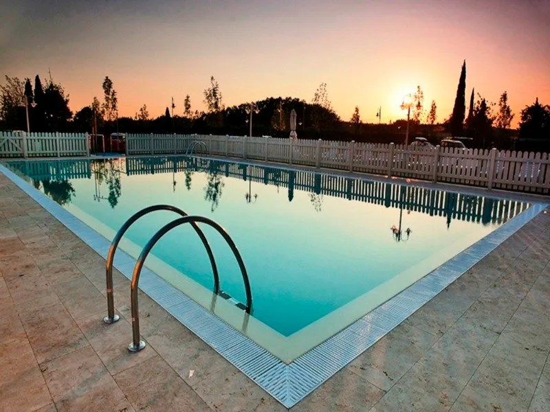 Pool, Chianti Village Morrocco, Florence