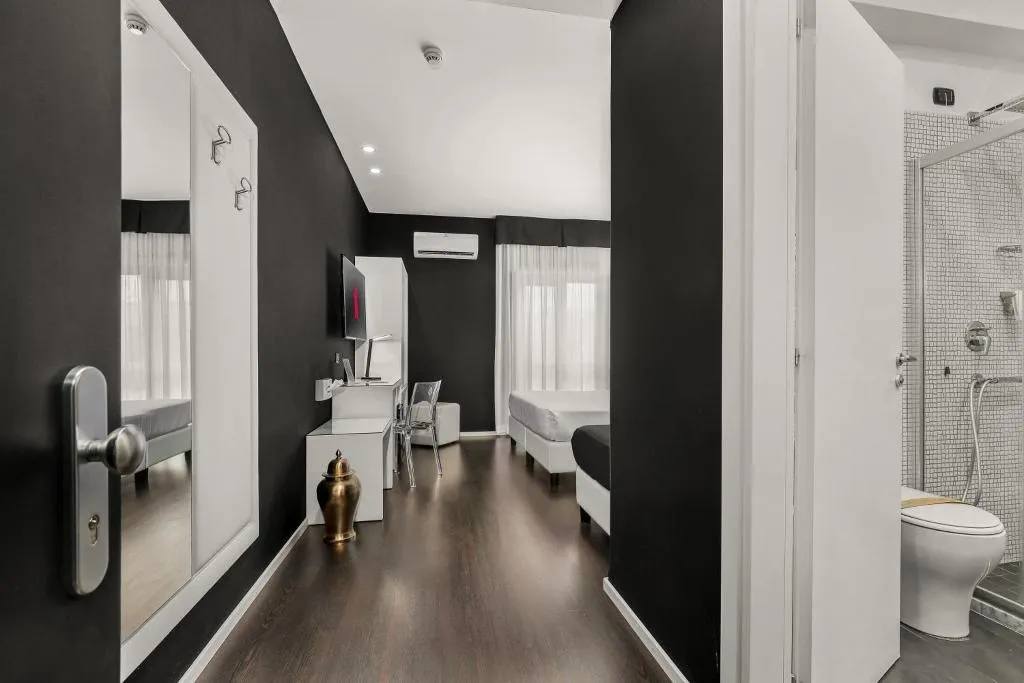 DOUBLE KING SIZE BED Room, Reggia Suite Spa Hotel, Naples