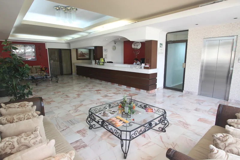 Lobby, Del Paseo, Cancun Area
