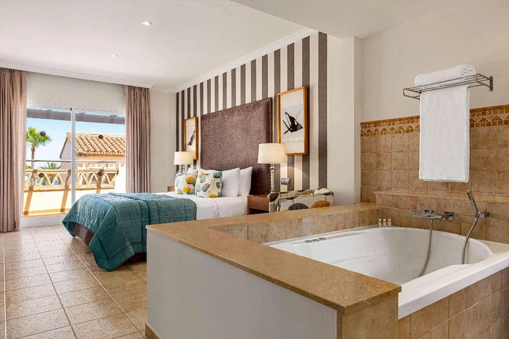 SUITE DELUXE ONE BEDROOM Room, Wyndham Grand Costa del Sol, Costa Del Sol