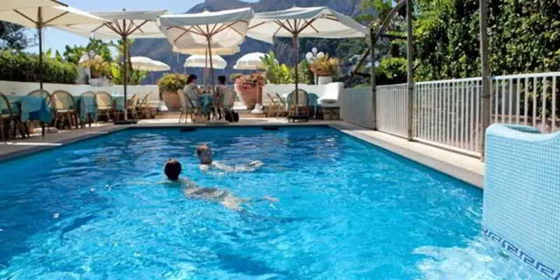 Pool, Villa Brunella, Naples
