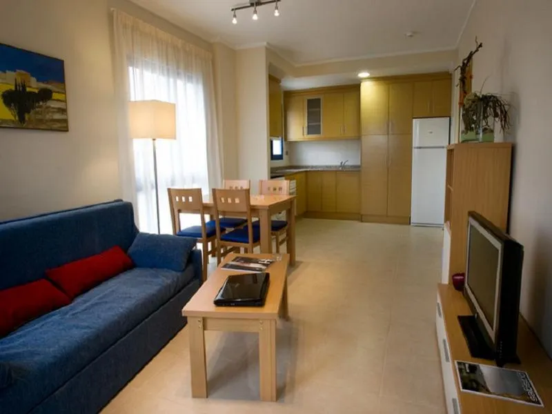 APARTMENT CAPACITY 4 TWO BEDROOMS Room, Alicante Hills Apartamentos Turisticos, Costa Blanca