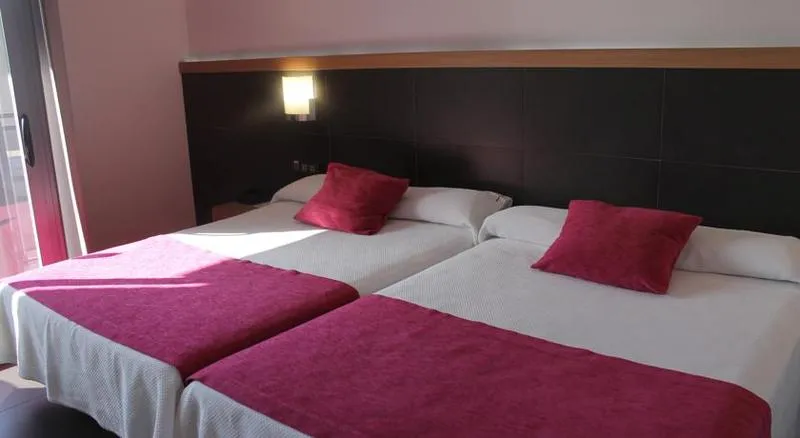 DOUBLE CAPACITY 3 Room, Flash hotel Benidorm, Costa Blanca