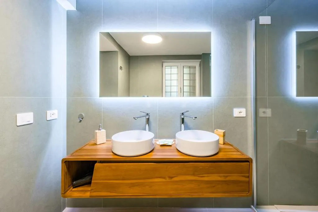 TRIPLE STANDARD Room, Borgo Vergini Garden, Naples
