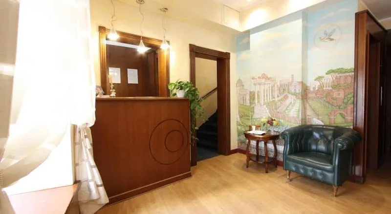 Lobby, La Fenice, Rome