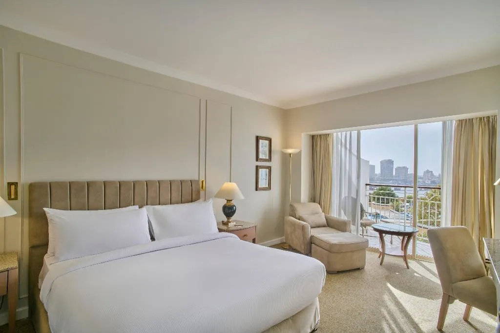 Double or Twin Accessible KING SIZE BED Room, Hilton Cairo Grand Nile, Cairo