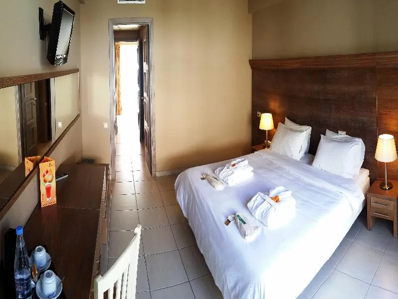BUNGALOW CAPACITY 4 Room, Valley Village, Crete