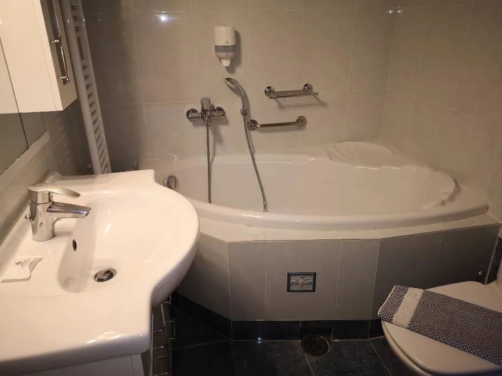SUITE STANDARD Room, Petit Palais, Kalamata