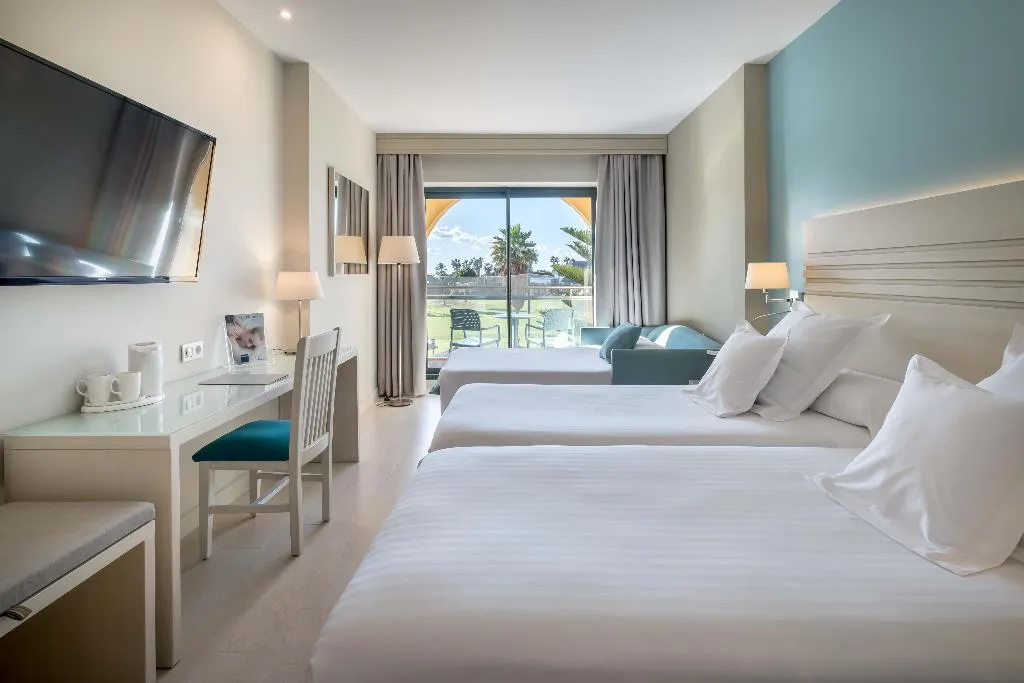FAMILY ROOM SUPERIOR Room, Barcelo Costa Ballena, Costa De La Luz