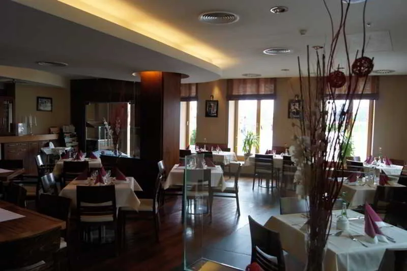 Restaurant, Pod Wawelem Hotel, Krakow