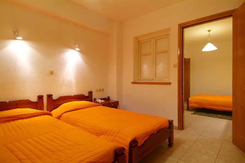 Double or Twin STANDARD Room, Orfeas Hotel, Athens