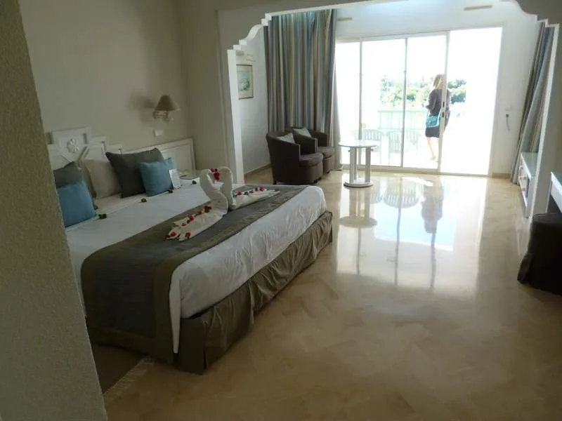 DOUBLE SINGLE USE SUPERIOR Room, Royal Garden Palace, Tunisia