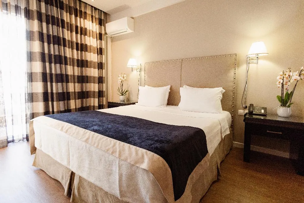 DOUBLE NON SMOKING Room, Best Western Plus Embassy Hotel, Athens