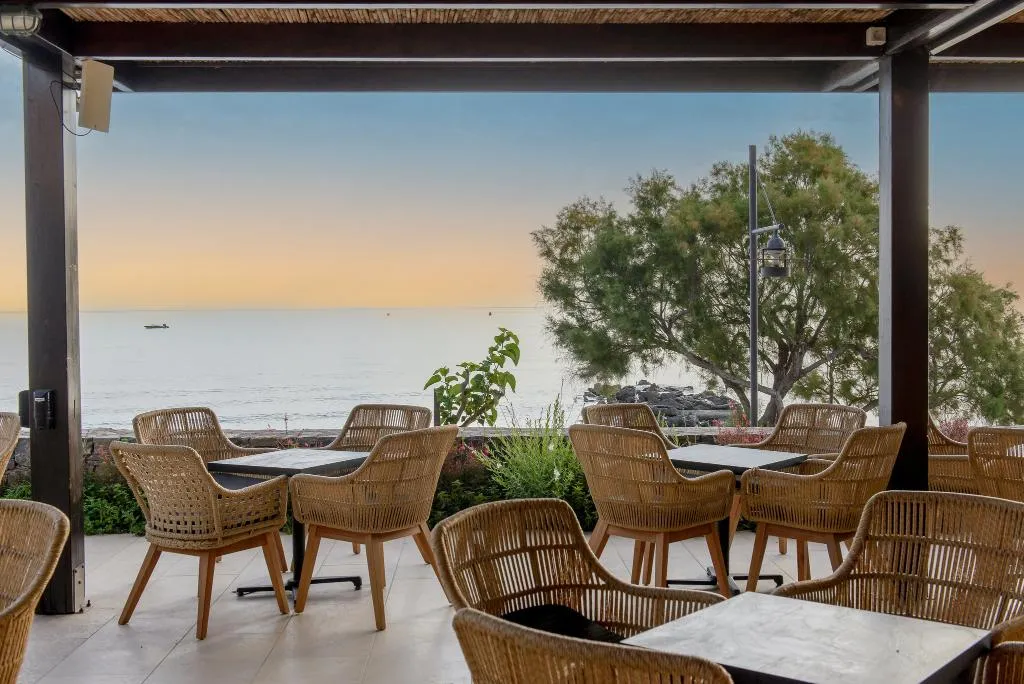 Bar, Blue Sea Beach Affiliated by Melia, Crete