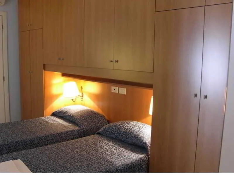 Room, Residence Lodi, Rome