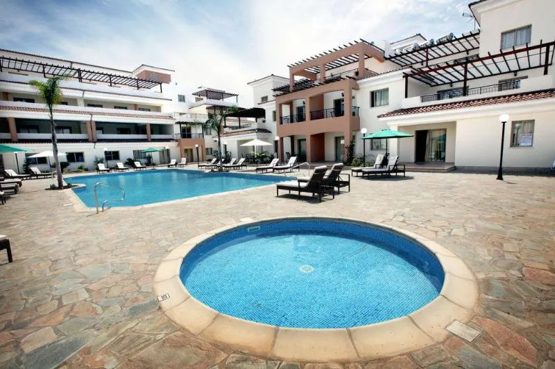 Pool, Oracle Exclusive Resort, Cyprus
