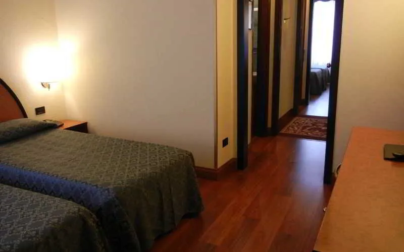 Room, Hotel Delle Nazioni, Milan