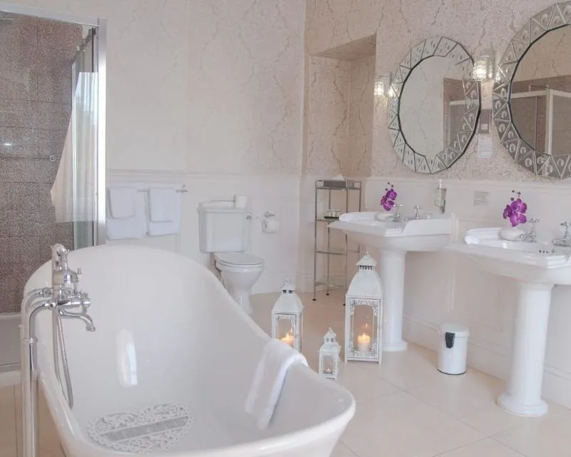 Room, Cork's Vienna Woods Hotel and Villas, Cork