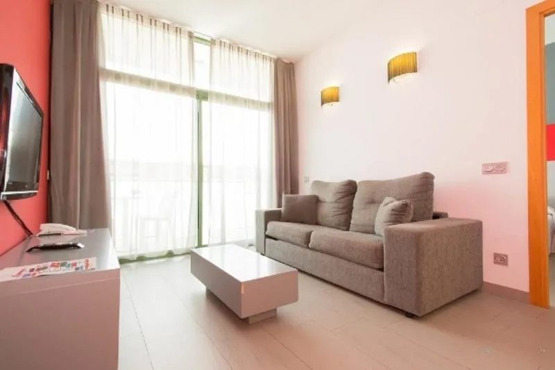 APARTMENT CAPACITY 4 ONE BEDROOM Room, Apolo Suites Rentalmar, Costa Dorada