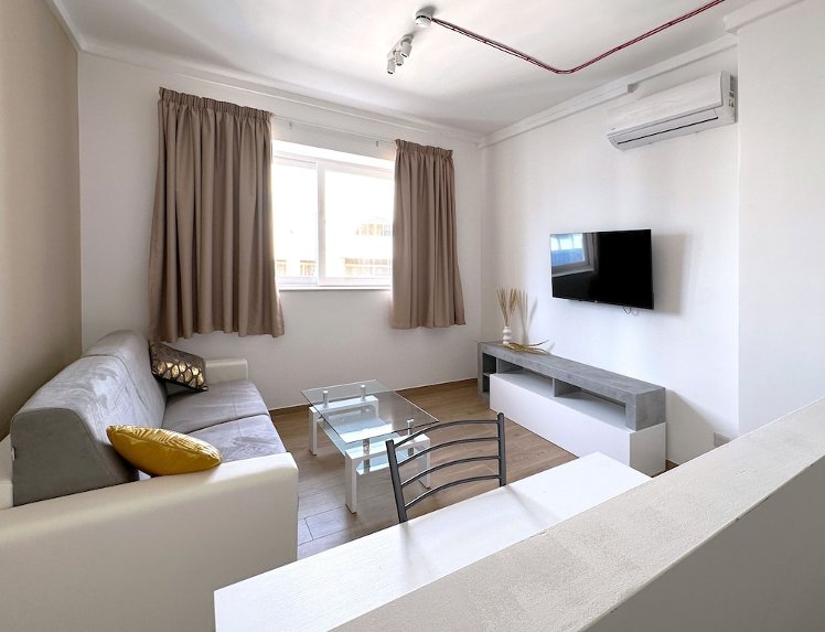 Miami Apartments, Malta