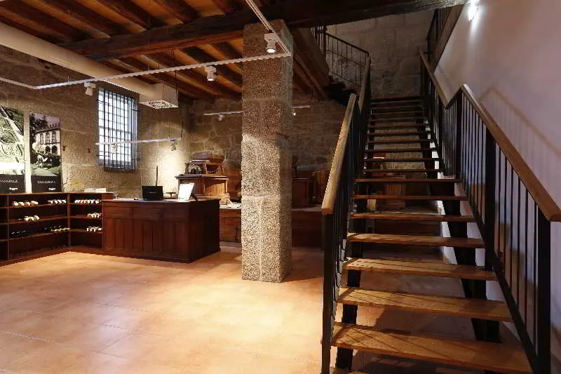 Sports and Entertainment, Parador Casa da Insua, Porto