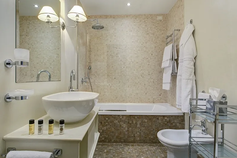 Room, Grand Hotel Cavour, Florence