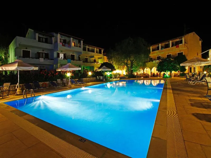 Pool, Bintzan Inn, Corfu