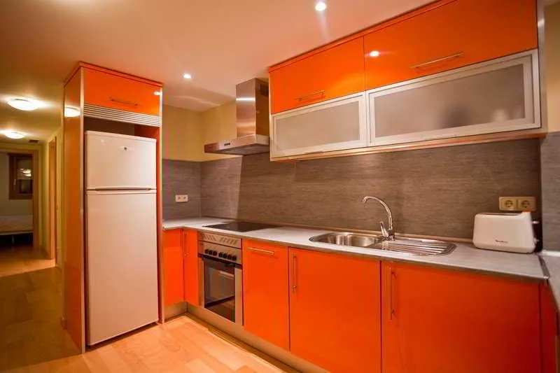 APARTMENT CAPACITY 6 TWO BEDROOMS Room, Apartment in Chamberí, Madrid