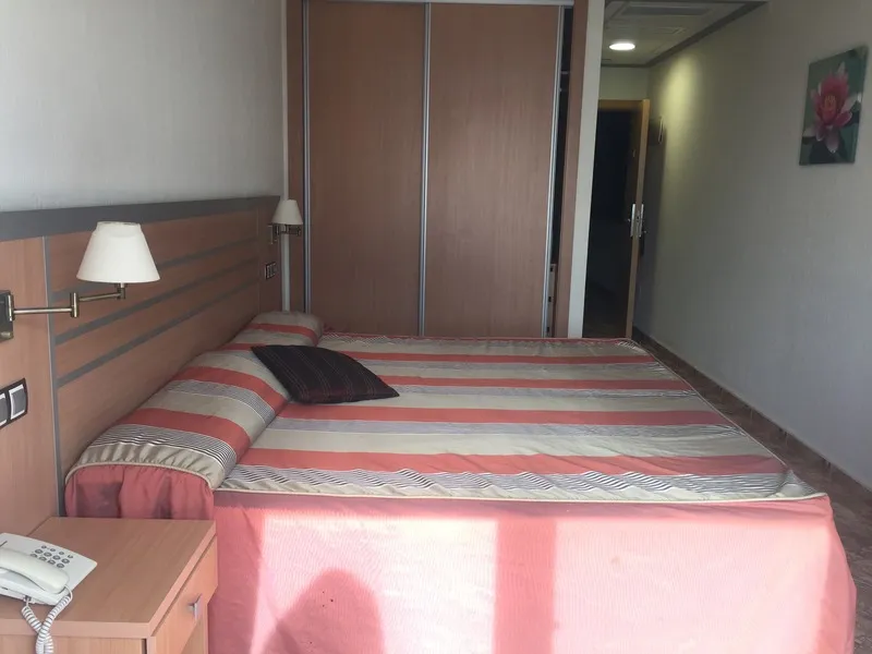 Room, La Familia, Costa Blanca