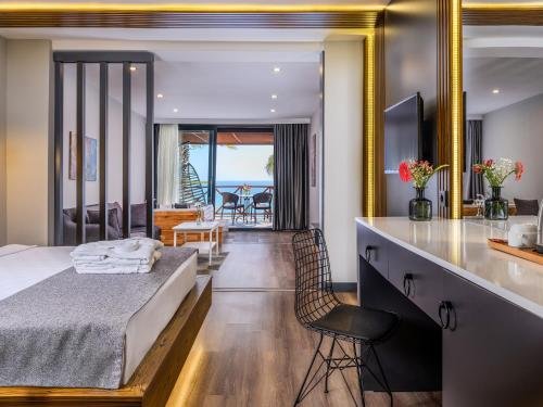 Adora Calma Beach Hotel 16 Adult Only, Antalya