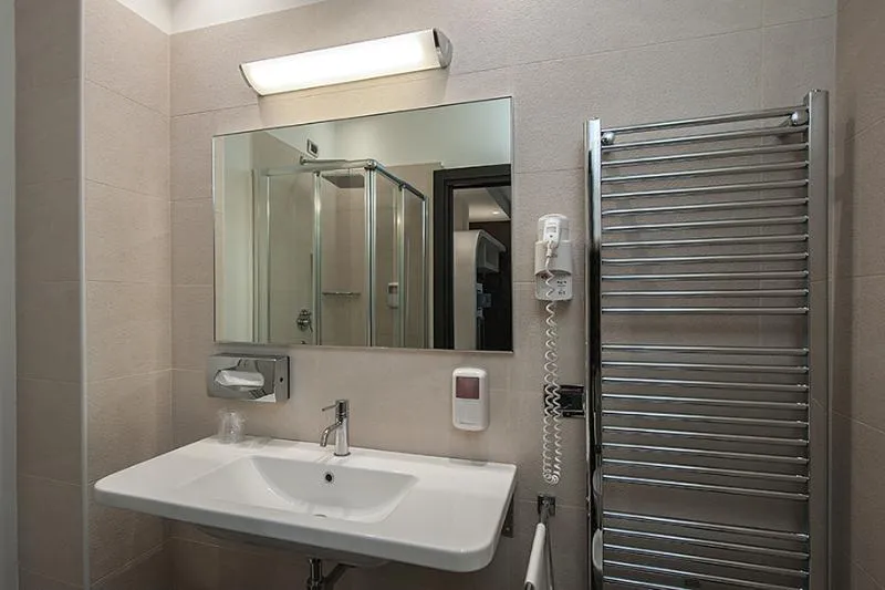 TRIPLE STANDARD Room, Hotel Testani, Rome