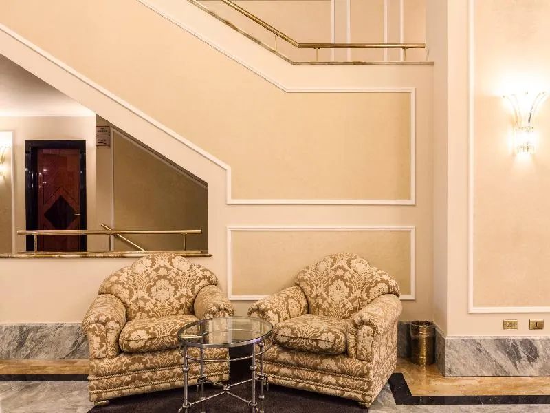 Lobby, Doria Grand Hotel, Milan
