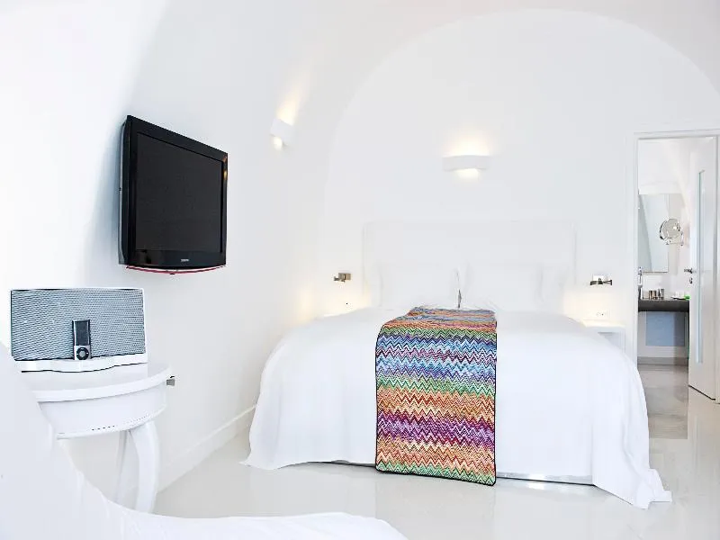 SUITE SUPERIOR SEA VIEW Room, Katikies Chromata Santorini - The Leading Hotels, Santorini