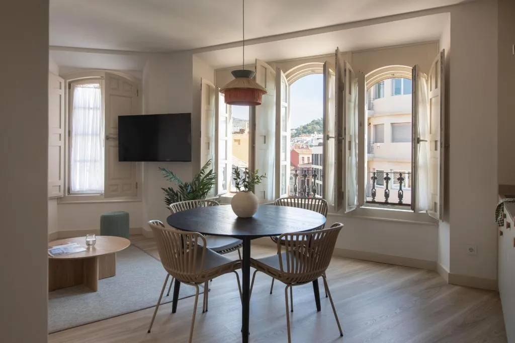 APARTMENT TWO BEDROOMS Room, Libere Malaga Plaza Del Siglo, Costa Del Sol