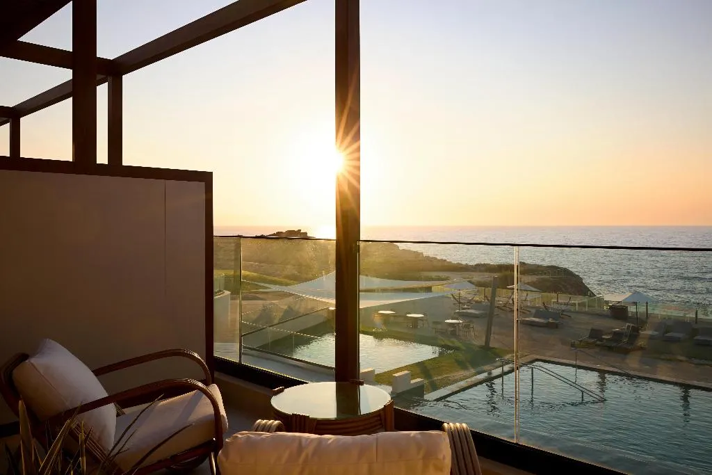 JUNIOR SUITE SEA VIEW Room, Aulus Chania Resort, Curio Collection by Hilton, Thessaloniki