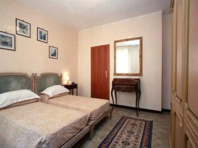 Double or Twin STANDARD Room, Minerva & Nettuno, Venice