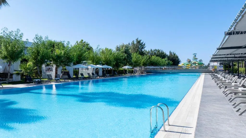 Pool, Crystal Centro Pearl Collection, Antalya
