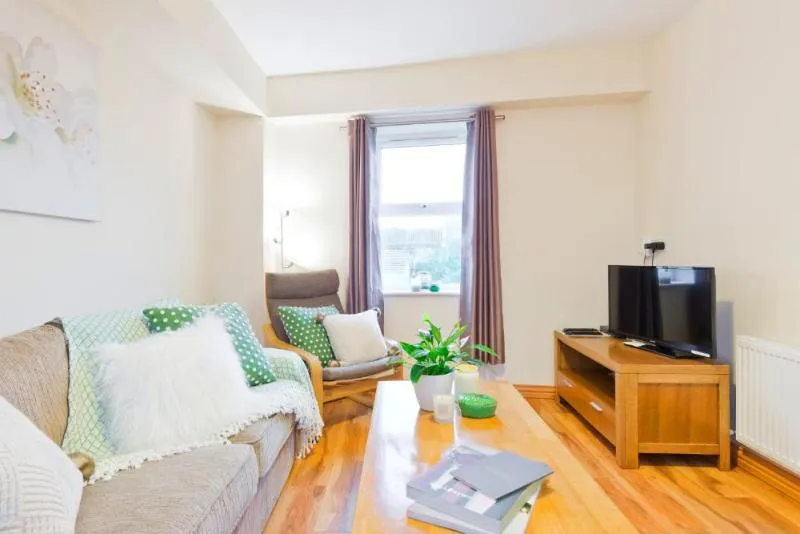 APARTMENT ONE BEDROOM Room, Five Lamps Suites, Dublin
