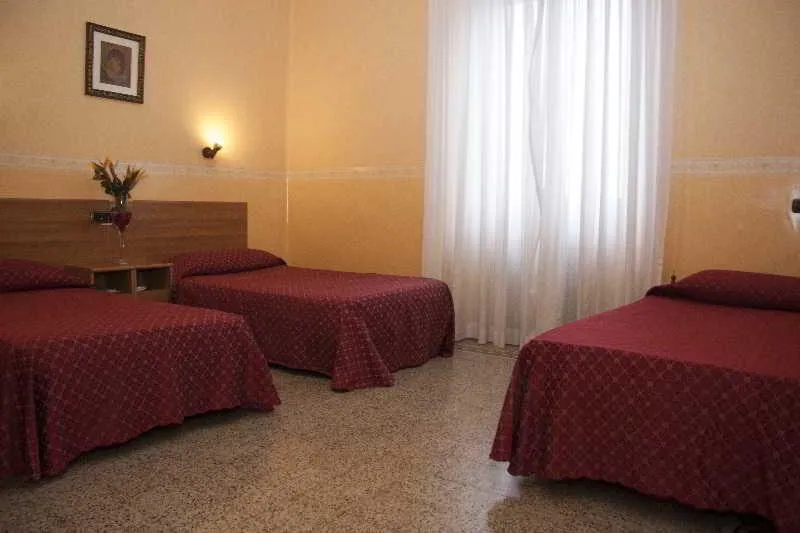 TRIPLE STANDARD Room, Casa La Salle, Rome